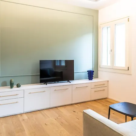 Ca' Borsa Iv - Con Balcone In Pieno Centro * تريفيزو